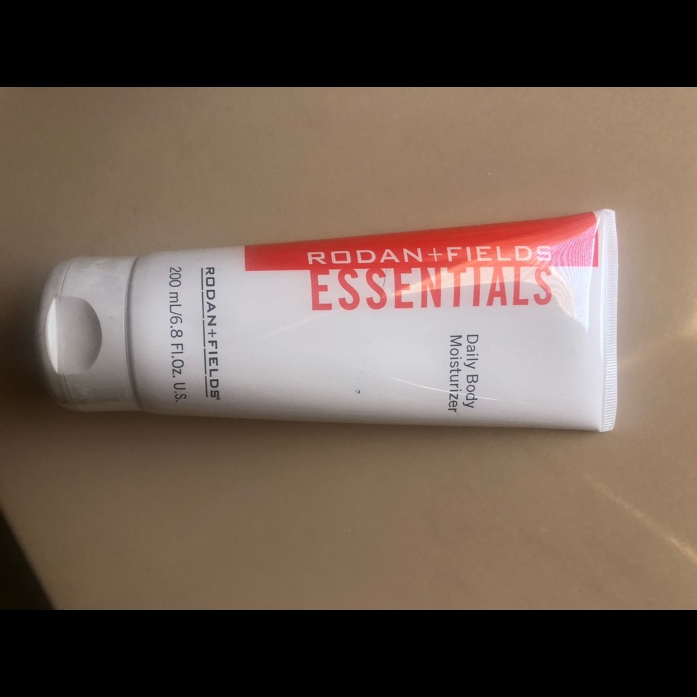 Rodan and fields body cream